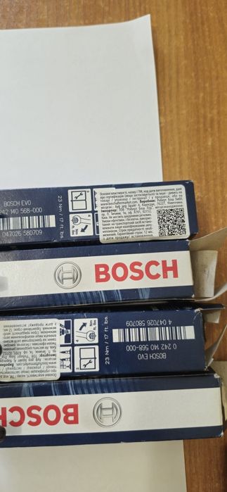 Свічка запалювання Bosch 0242140568