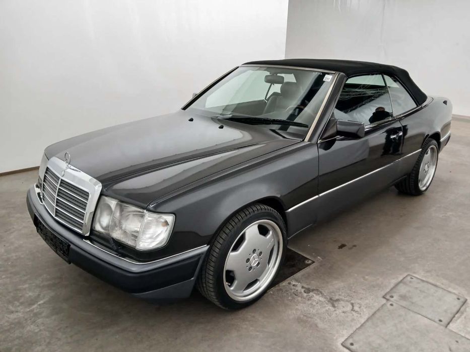 Mercedes-Benz W124