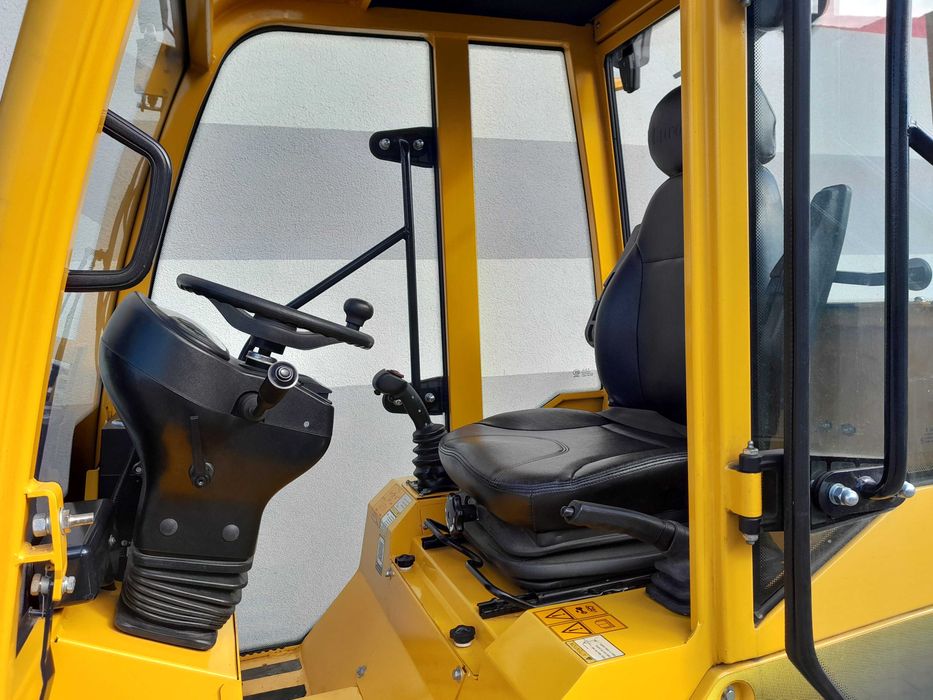 PROMOCJA Ładowarka teleskopowa EUROTRAC T13 I silnik YANMAR 50 KM