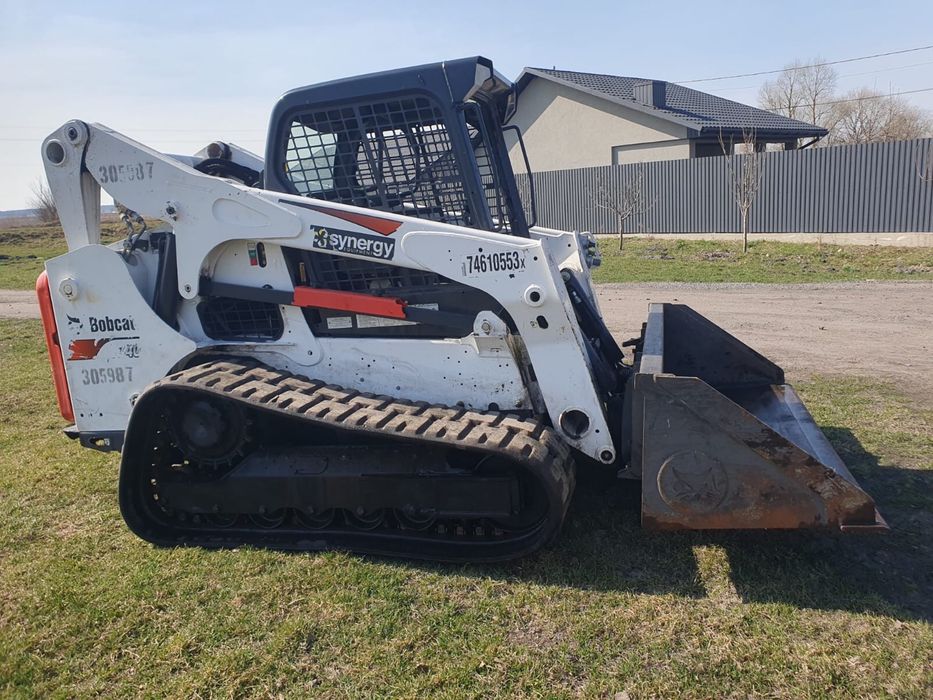 Bobcat t 740 мінінавантажувач