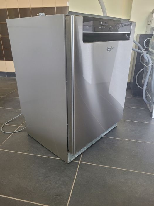 Sprzedam zmywarkę firmy Whirlpool z możliwością dostawy