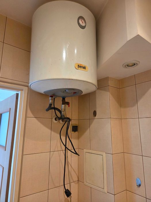 Sprzedam mieszkanie 48 m.kw. w bloku na parterze w ścisłym centrum Radzynia Podl.