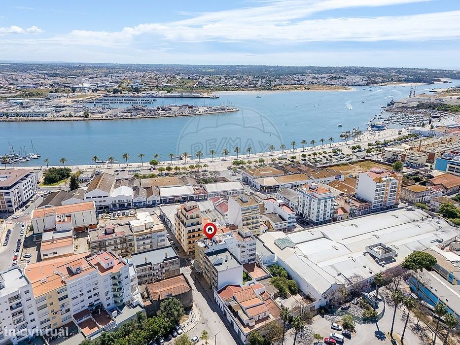 Apartamento T4 para venda