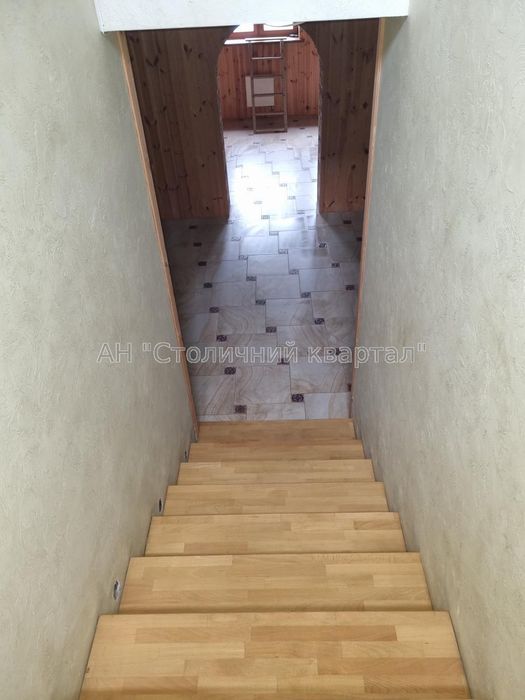 Продаж заміського житлового комплексу VIP-класу в с.Бобриця.