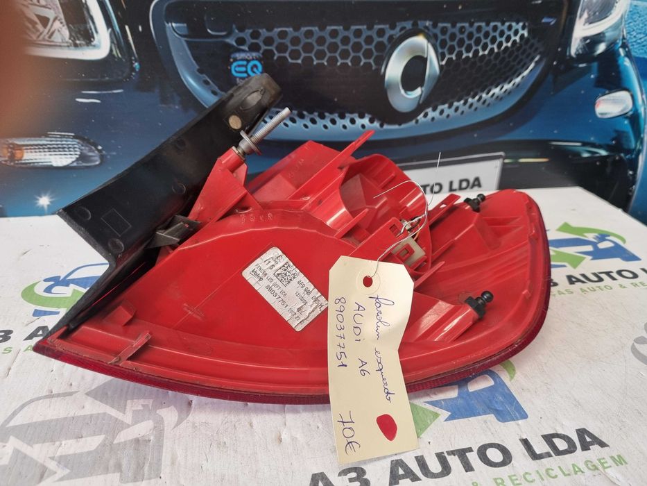 Farolim esquerdo Audi A6