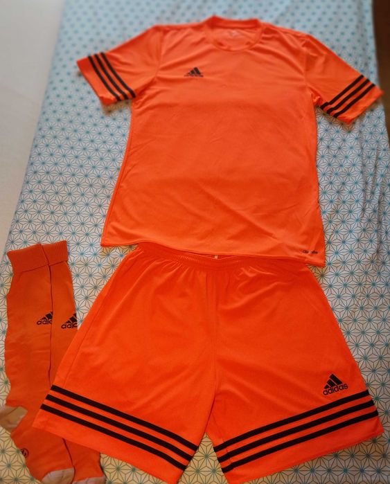 Komplet piłkarski adidas roz.M