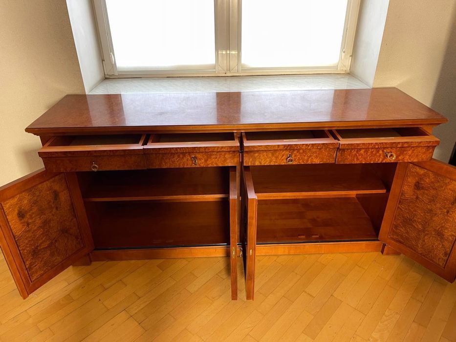 Комод для вітальні Італія в стилі Empire
Дерево горіх