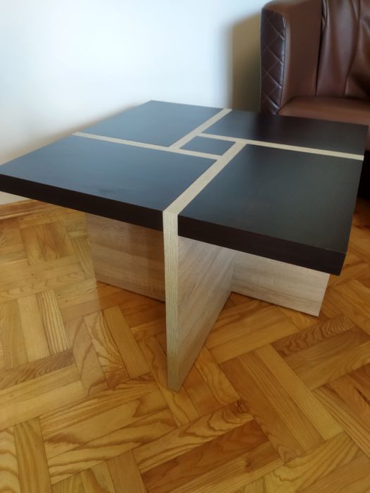 Sprzedam drewniany stolik