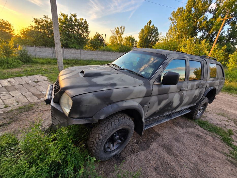 Продам в гарному стані Mitsubishi L200