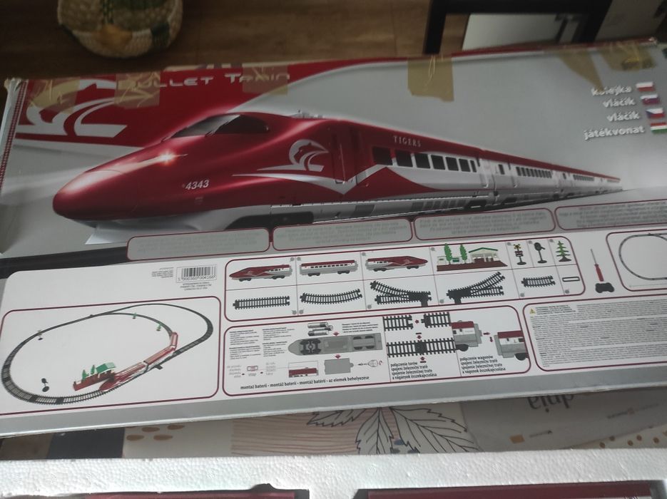 Kolejka elektryczna  dla dzieci Bullet traiin