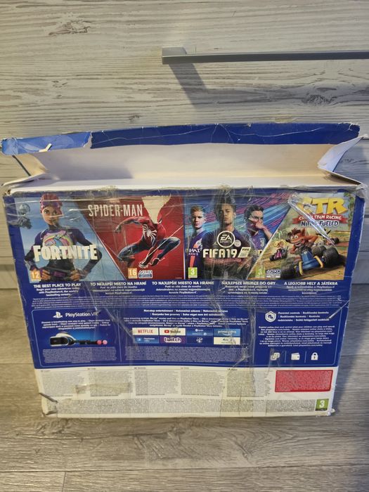 Sony PlayStation 4 Slim 500GB + оригінальний джойстик + 2 гри + коробка