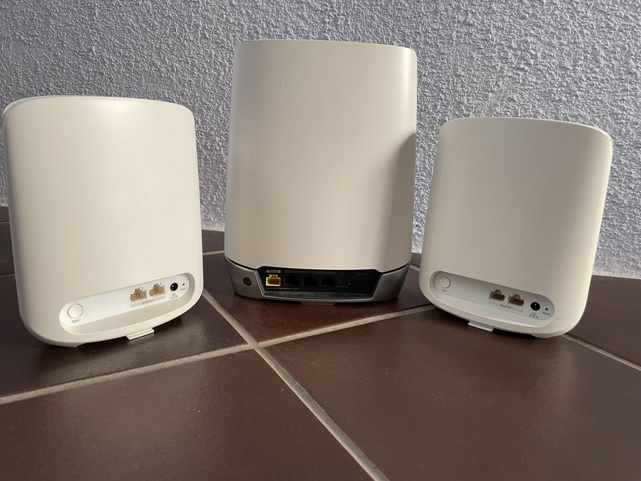 Netgear Orbi RBK653 AX3000 Wifi 6 Tri-Band Mesh