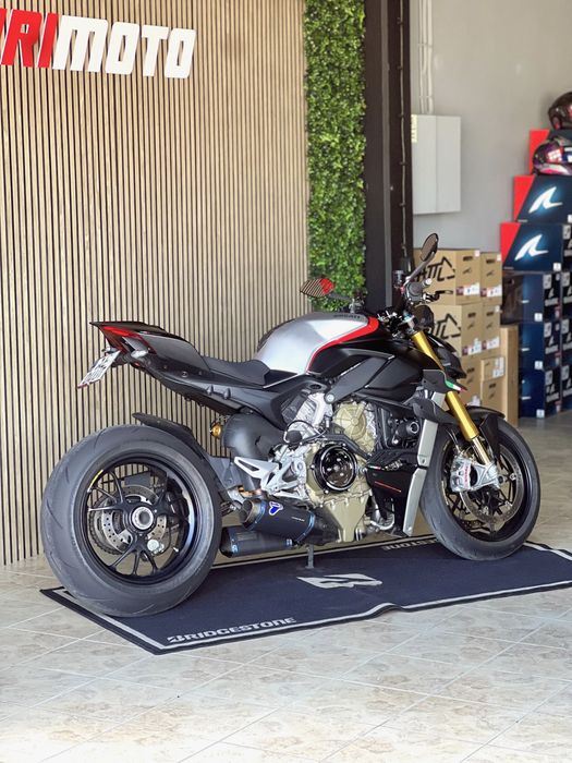 Ducati Streetfighter V4S