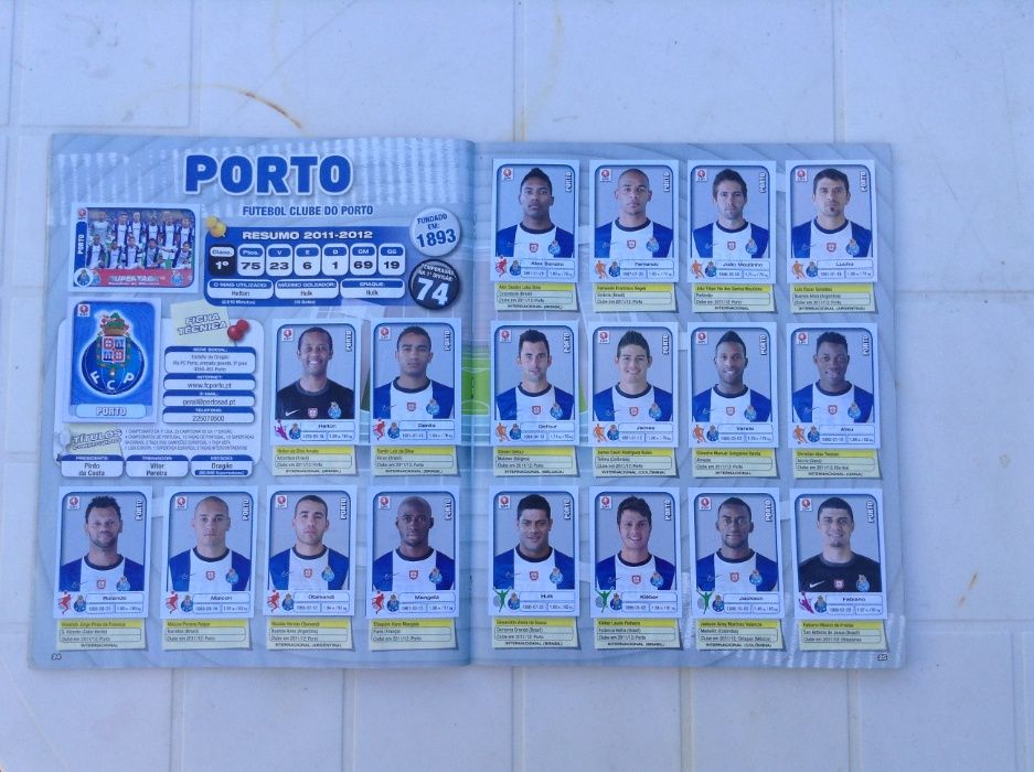 Caderneta Liga PORTUGUESA 2012-13 - Futebol PANINI completa -cromos
