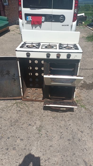 Плита газова на 3 конфорки