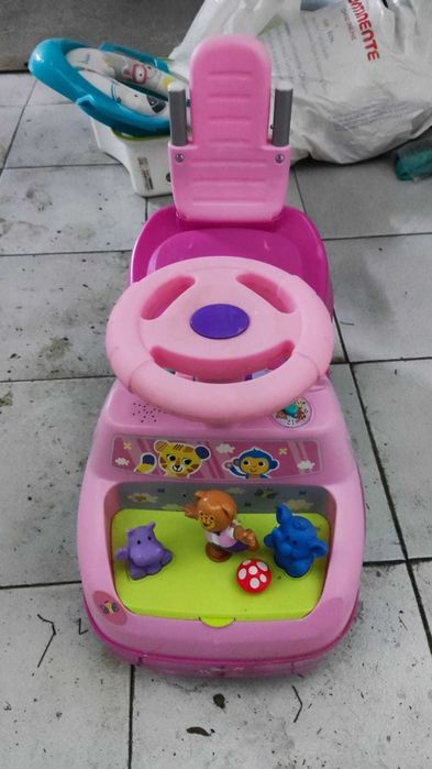 Carrinho de criança menina evolutivo