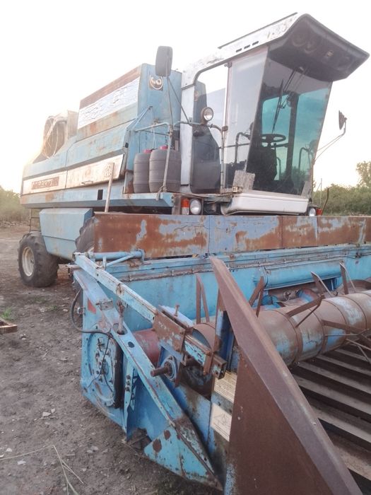 Продам   комбайн