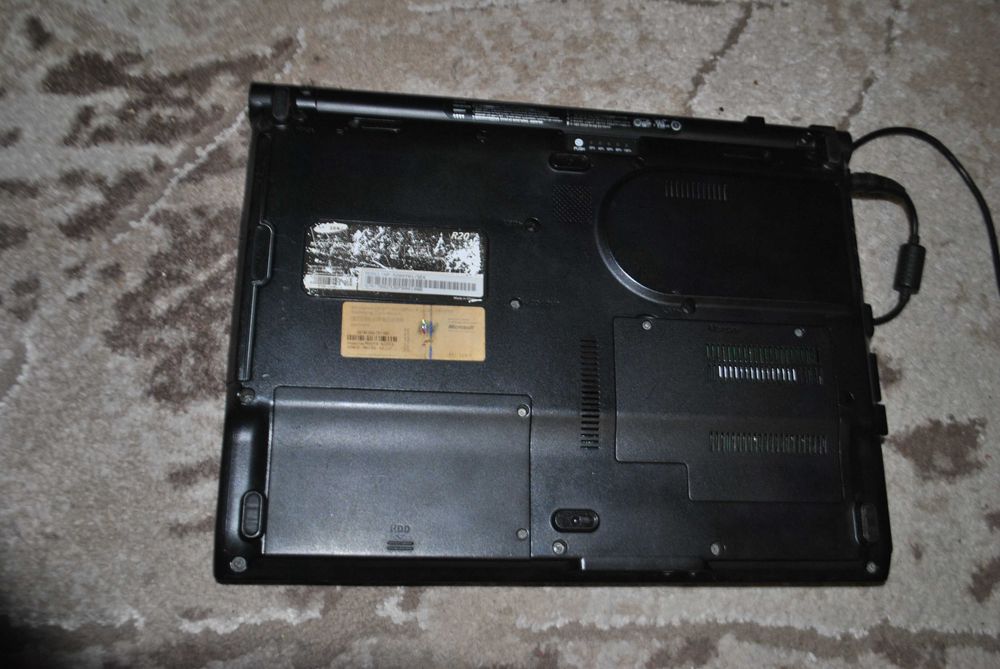 Ноутбук на запчастини.Можлива пересилка в iнше мiсто.