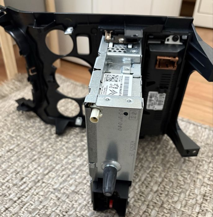 Radio Peugeot 3008  z komputerem pokładowym Citroen