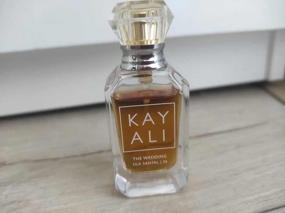 Bardzo eleganckie perfumy Kayali the wedding silk zabrał/36