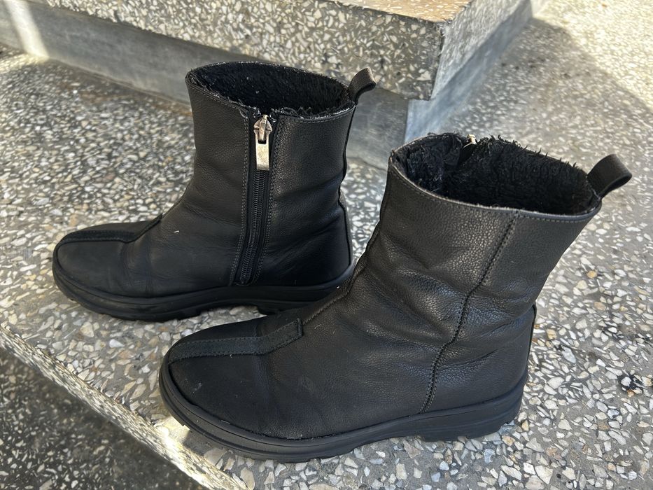 Дитячі  шкіряні черевики 35 розмір утеплені