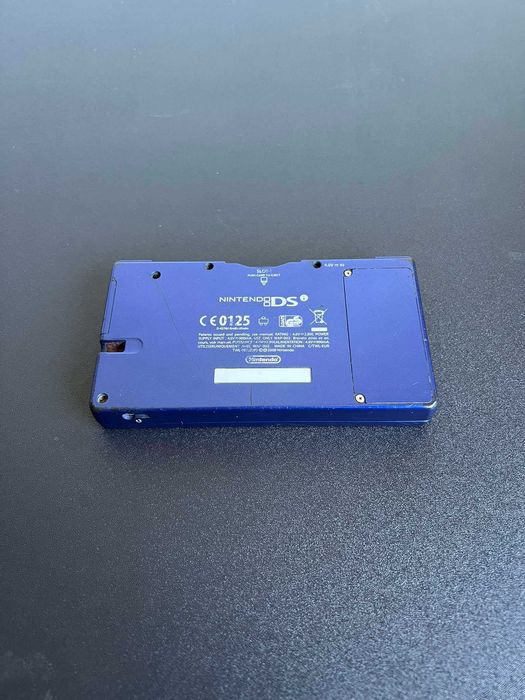 Nintendo DSi Azul Metálico com 80+ Jogos