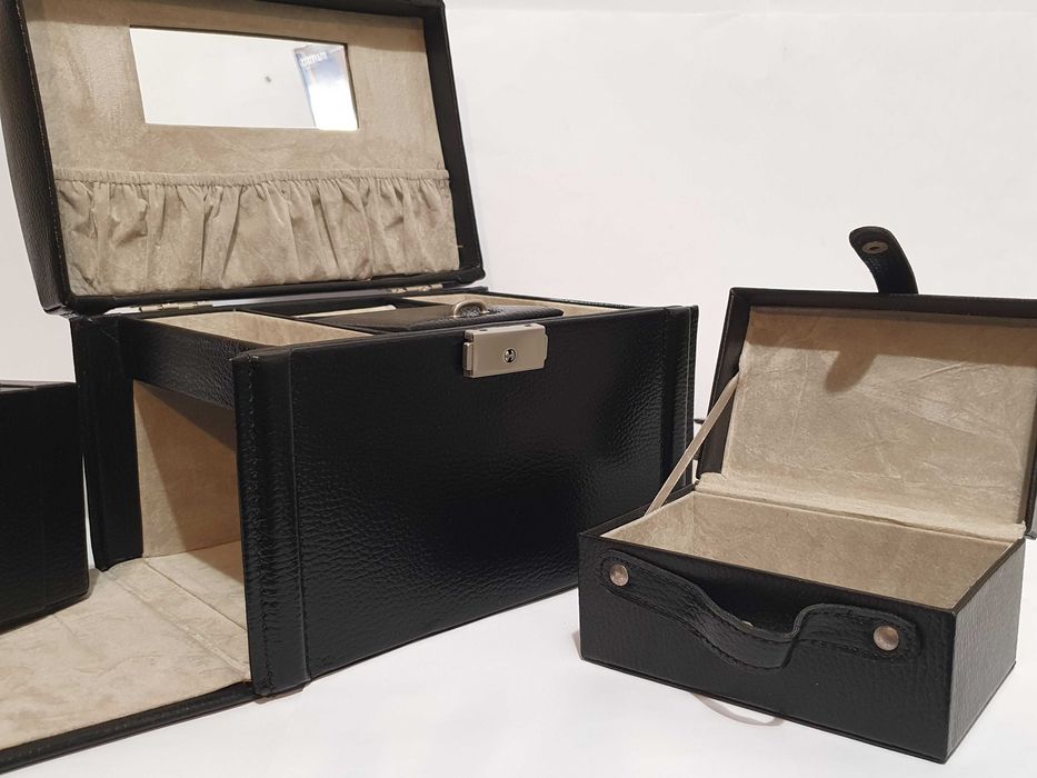 Kuferek kosmetyczka na biżuterie czarna skóra ekologiczna nowa