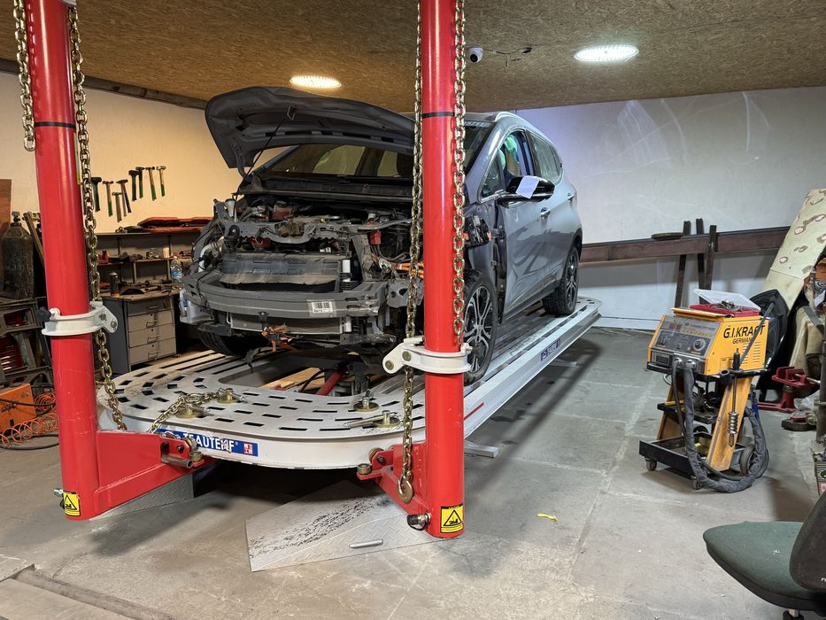 Ремонт авто з США - кузовні роботи, фарбування | СТО | Голосіївський