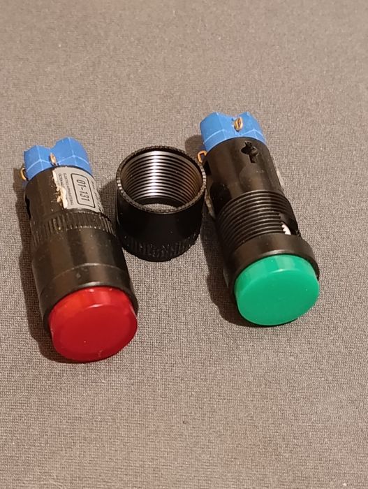 Кнопка  8 контактна UNIMAX  01-123 16мм
Illuminated Push Button Switch