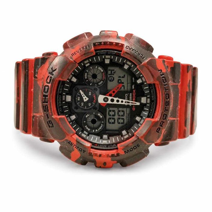 Zegarek męski CASIO G-Shock GA-100CM-44AER na czerwonym pasku moro