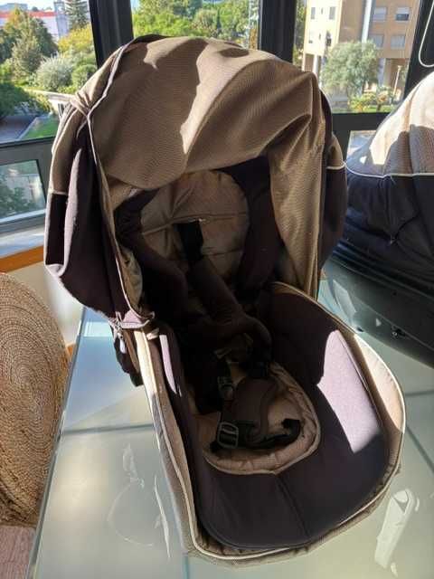 Kit de bebé com carrinho com ovo, alcofa e ovo para carro com isofix marca Chico