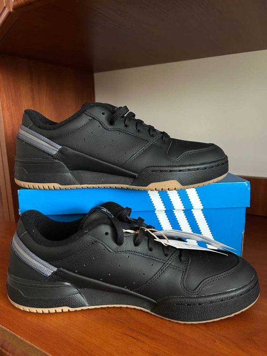 Кросівки шкіряні adidas Originals