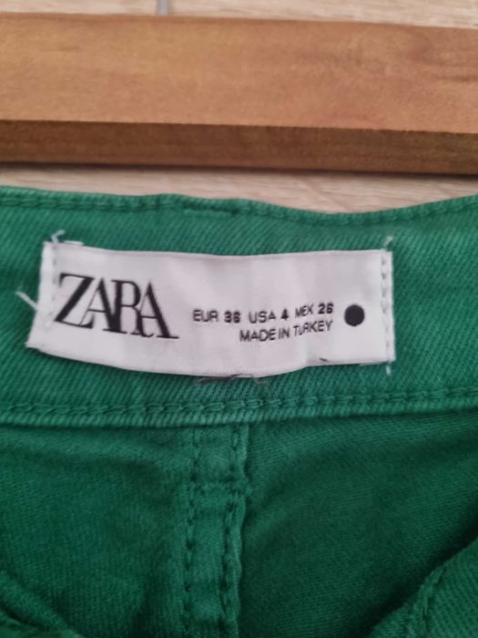 Spodnie dżinsowe Zara