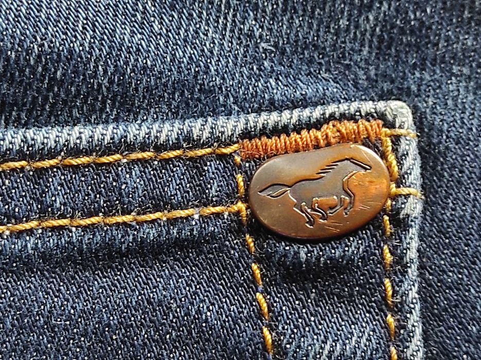 Mustang  True Denim Tramper  jeans  W32 L 30  kultowy  model, nit ze znakiem firmowym