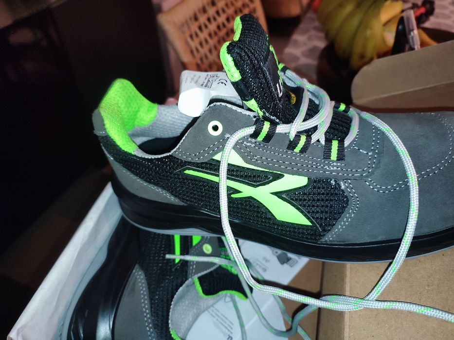 Sapatilhas U-Power 42