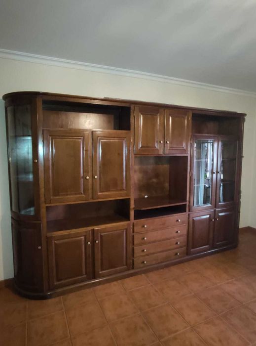 Móvel de sala em muito bom estado .