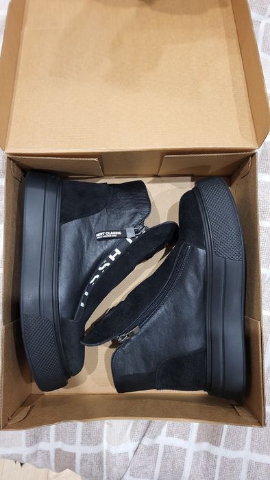 Чобот жіночі нові 38 розмір