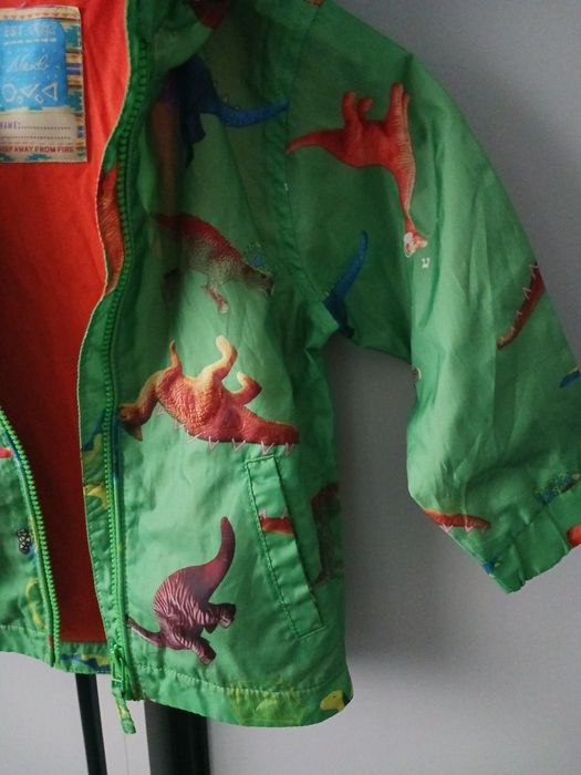 Kurtka przeciwdeszczowa w dinozaury rozm. 98/ next