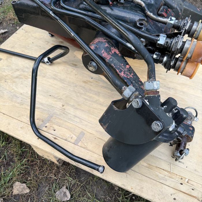 Podnośnik,plecak,pokrywa Zetor 7211,7245,6211,7745,itp. Ursus C-360