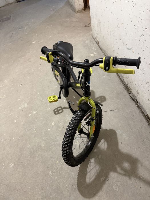 Btwin discover dark hero 16