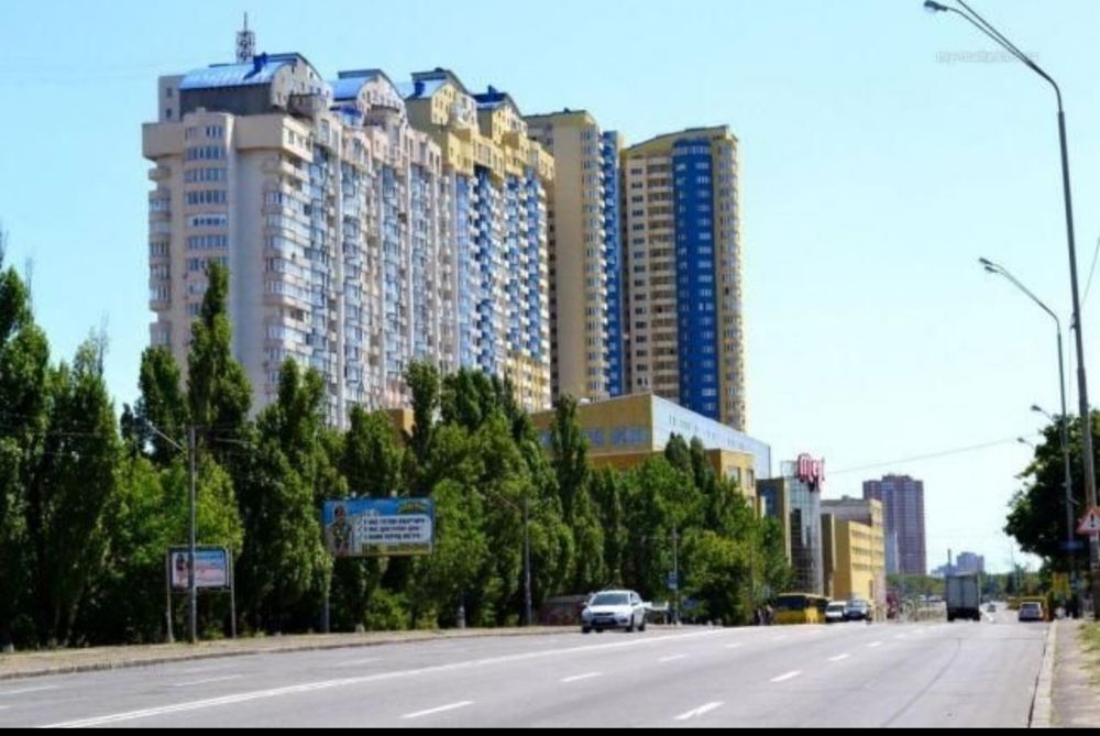 Продаж унікальної дворівневої квартири - бункера у Мегасіті від власника