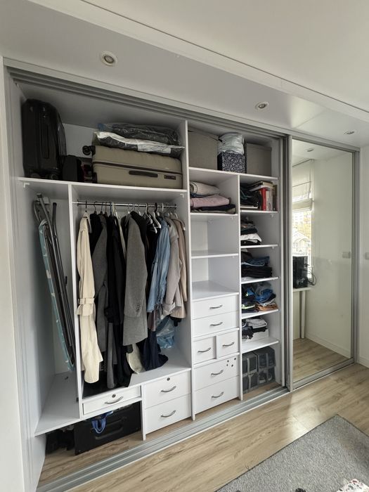 Szafa biala duza do zabudowy