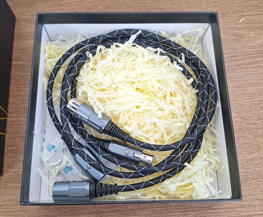 Kabel 2 XLR - 2 XLR 1m Tonewinner PX-2