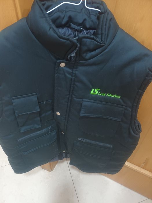 Colete acolchoado verde escuro