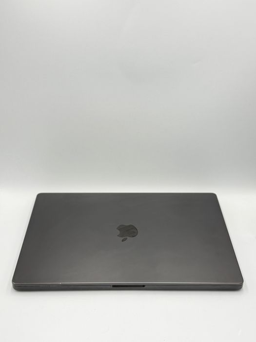 MacBook Pro 16 m3 max 128GB 4TB