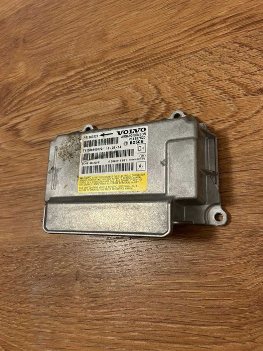 Sensor moduł poduszek air bag Volvo V60 S60 XC60 P3138.7523