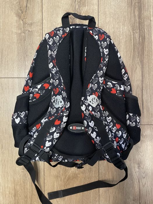 Plecak st right czarny czerwono białe serduszka