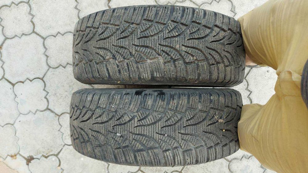 Резина 205/75 R16 . Пара, зима .Протектор 7-8мм