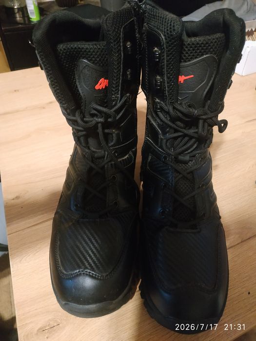 Sprzedam buty militarne