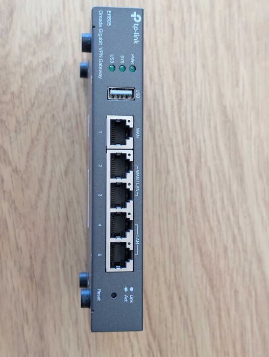 TP-Link Omada ER605 Gigabit VPN Gateway Router